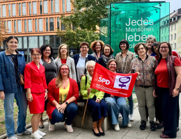 Motiviert und mit einem umfangreichen Arbeitsprogramm: Der Landesvorstand der SPD-Frauen Bayern stellte bei seiner Klausurtagung in München die Weichen für die politische Arbeit der kommenden Monate.